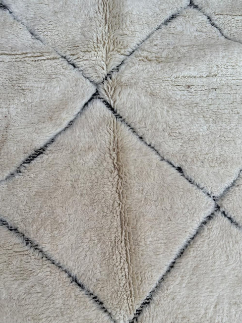 Beni Ouarain Carpet 250x149 cm