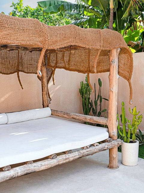 Coco Shade Triangular