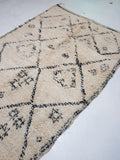 Vintage Beni Ouarain Carpet 304 x 171 cm