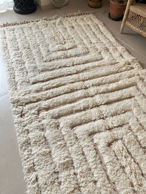 Berber Rug Beni Ouarain 275x149 cm