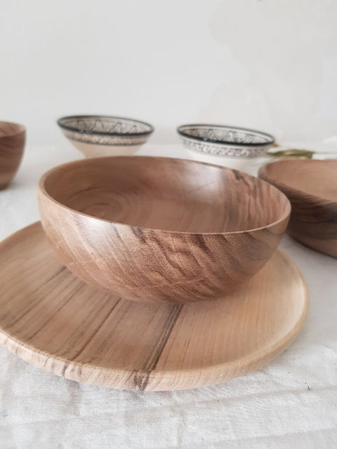 Walnut Medium Bowl ø16 cm